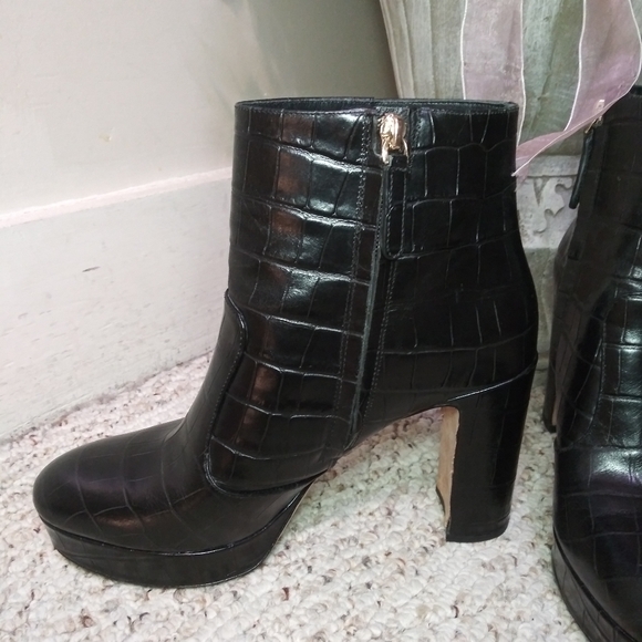 Kate Spade Black Leather Croc Embossed High Heeled Platform Ankle Booties - Picture 4 of 10